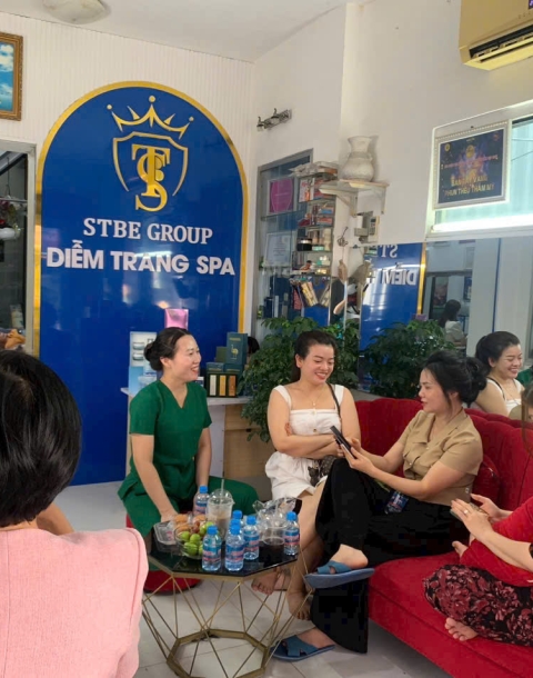 Hôm nay là 1 ngày quá tuyệt vời đối với DiemTrang!